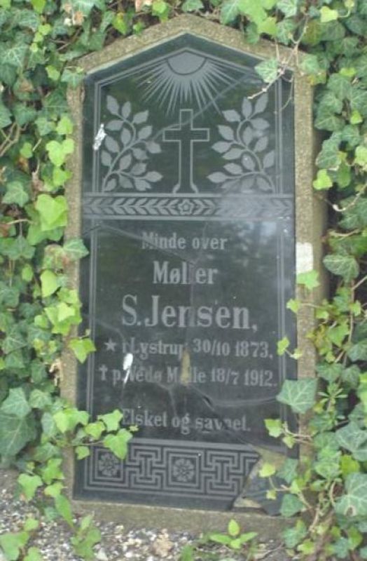 S. Jensen.jpg